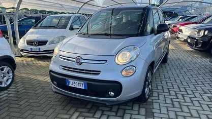 Grigio Usata 2016 Fiat 500L Lounge Monovolume | 7990 € (Ottimo prezzo)