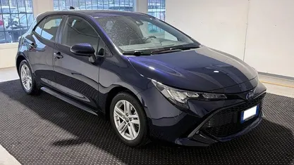 Usata Toyota Corolla Business Edition 98 CV (72 kW) 2022 Blu metallizzato Berlina