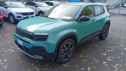 Usata Jeep Avenger Summit 101 CV (74 kW) 2024 Bianco SUV