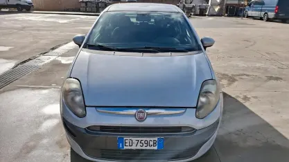 Usata Fiat Punto Evo Dynamic 77 CV (56 kW) 2010 Grigio Utilitaria