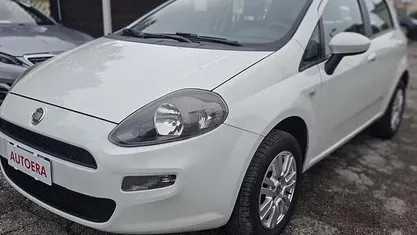 Usata 2012 Fiat Punto Easy Tre volumi | 3600 € (Buon prezzo)