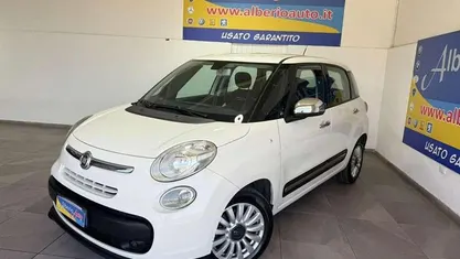 Bianco Usata 2013 Fiat 500L Lounge Monovolume | 6900 € (Buon prezzo)