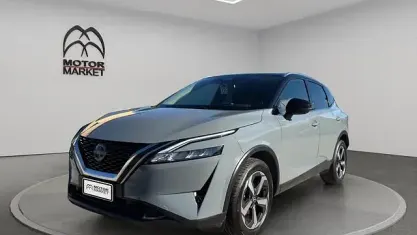 Begagnad Nissan Qashqai N-Connecta 158 HK (116 kW) 2023 Grå SUV
