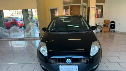 Usata Fiat Grande Punto Dynamic 75 CV (55 kW) 2007 Nero Utilitaria
