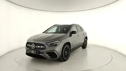 Nuova Mercedes GLA200 150 CV (110 kW) 2026 Bianco polare SUV