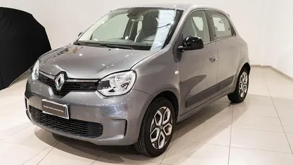 Usata Renault Twingo Equilibre 30 kW (42 CV) 2022 Ceramic gray Utilitaria