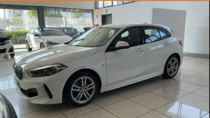 Usata BMW 116 M Sport 109 CV (80 kW) 2022 Bianco Utilitaria