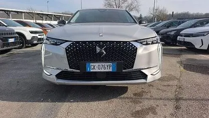 Argento Usata 2022 DS Automobiles DS4 Tre volumi | 22.950 € (Ottimo prezzo)