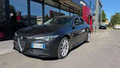 Nero Usata 2018 Alfa Romeo Giulia Executive Tre volumi | 20.900 € (Ottimo prezzo)
