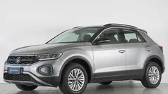 Argento Usata 2024 VW T-Roc Life SUV | 25.800 € (Ottimo prezzo)
