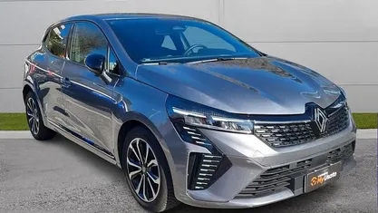 Usata Renault Clio V Techno 91 CV (66 kW) 2025 Grigio Berlina