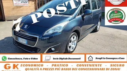 Usata Peugeot 5008 Business-Line 115 CV (84 kW) 2014 Blu Monovolume