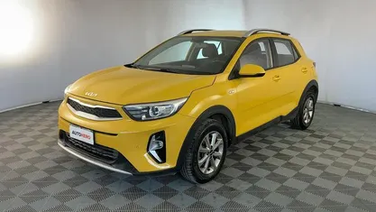 Usata Kia Stonic Urban 84 CV (61 kW) 2022 Giallo SUV