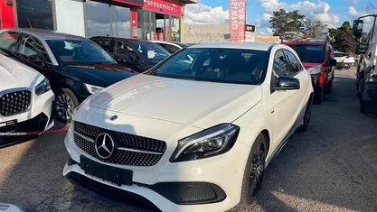 Usata Mercedes A180 Premium 122 CV (89 kW) 2018 Bianco Berlina
