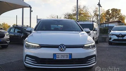 Usata VW Golf VIII Life 110 CV (80 kW) 2021 Bianco Berlina