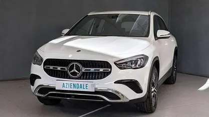 Usata Mercedes GLA200 Advanced 150 CV (110 kW) 2024 Bianco SUV