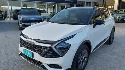 Usata Kia Sportage GT-Line 179 CV (131 kW) 2022 Bianco SUV