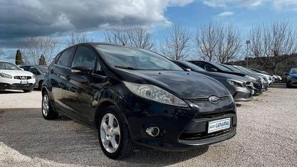 Usata Ford Fiesta Titanium 68 CV (50 kW) 2010 Nero Berlina