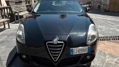 Usata Alfa Romeo Giulietta 105 CV (77 kW) 2011 Nero Utilitaria