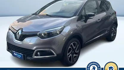 Grigio metallizzato Usata 2014 Renault Captur SUV | 10.400 € (Cara)