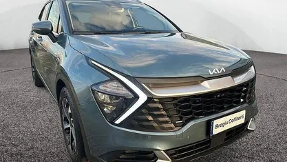 Usata 2023 Kia Sportage Style SUV | 25.800 € (Buon prezzo)
