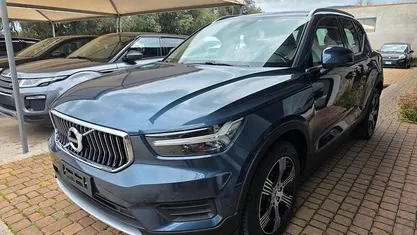 Usata Volvo XC40 Inscription 150 CV (110 kW) 2020 Blu SUV