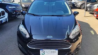 Usata Ford Fiesta Titanium 97 CV (71 kW) 2013 Utilitaria