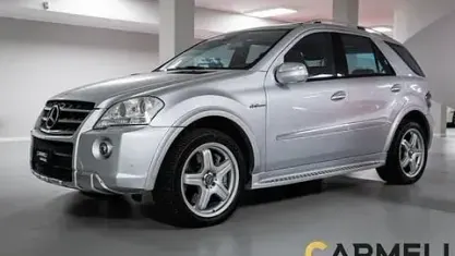 Usata Mercedes ML63 AMG AMG 510 CV (375 kW) 2009 Argento metallizzato SUV
