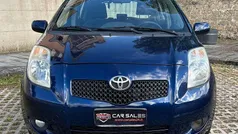 Usata 2009 Toyota Yaris Tre volumi | 3799 € (Buon prezzo)