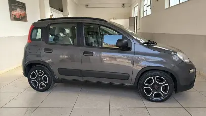 Usata Fiat Panda City Life 69 CV (50 kW) 2021 Grigio Utilitaria