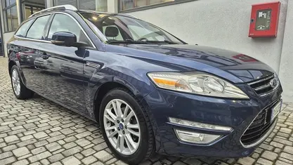 Usata Ford Mondeo Titanium 163 CV (119 kW) 2012 Blu Station wagon