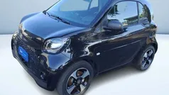 Nero metallizzato Usata 2021 Smart ForTwo Electric Drive Passion Tre volumi | 15.800 € (Buon prezzo)