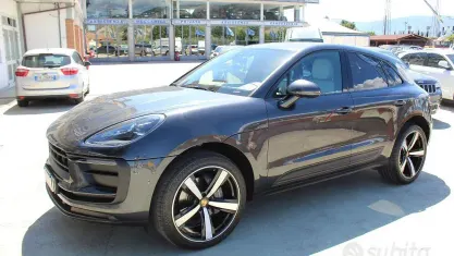 Usata Porsche Macan 245 CV (180 kW) 2022 Grigio SUV