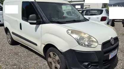 Usata Fiat Doblò 90 CV (66 kW) 2014 Bianco Monovolume