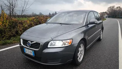 Grigio Usata 2012 Volvo V50 Station wagon | 3800 € (Buon prezzo)