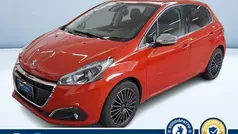 Arancione metallizzato Usata 2018 Peugeot 208 Allure Due volumi | 11.200 € (Buon prezzo)