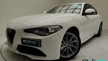 Usata 2018 Alfa Romeo Giulia Super Berlina | 14.986 € (Super prezzo)