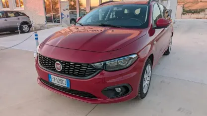 Usata Fiat Tipo Easy 95 CV (69 kW) 2019 Rosso Station wagon