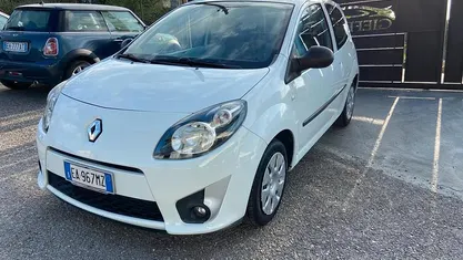 Usata Renault Twingo Dynamique 58 CV (42 kW) 2010 Bianco Utilitaria