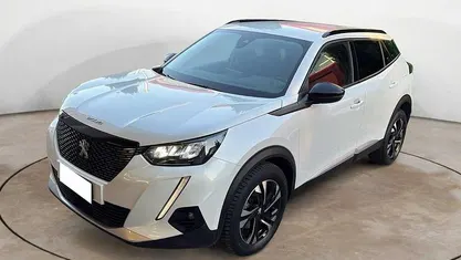 Usata Peugeot 2008 Allure 131 CV (96 kW) 2022 SUV