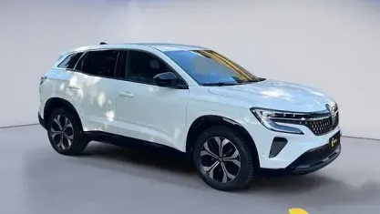 Usata Renault Austral Techno 199 CV (146 kW) 2023 Bianco SUV