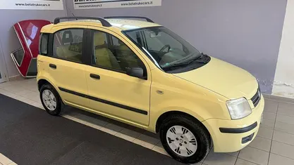 Usata Fiat Panda 60 CV (44 kW) 2005 Utilitaria