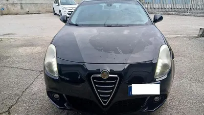Usata Alfa Romeo Giulietta 105 CV (77 kW) 2012 Utilitaria