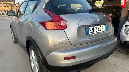 Usata Nissan Juke 110 CV (80 kW) 2012 Grigio SUV