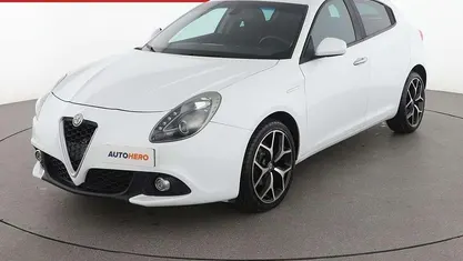 Usata Alfa Romeo Giulietta Super 120 CV (88 kW) 2017 Bianco Utilitaria