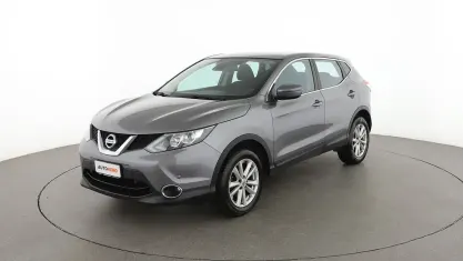 Usata Nissan Qashqai Acenta 110 CV (80 kW) 2016 Grigio SUV