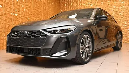 Gray Nuova 2025 Audi A5 S-Line Coupé | 62.900 € (Buon prezzo)