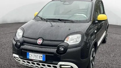 Nero Usata 2025 Fiat Panda Cross Cross Due volumi | 14.900 € (Buon prezzo)