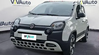 Usata Fiat Panda Cross Cross 70 CV (51 kW) 2020 Bianco Utilitaria