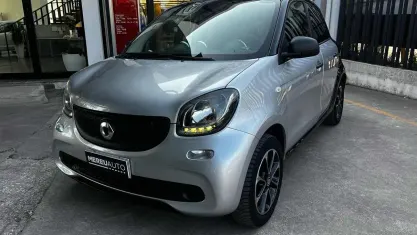 Usata Smart ForFour Passion 71 CV (52 kW) 2015 Grigio Utilitaria